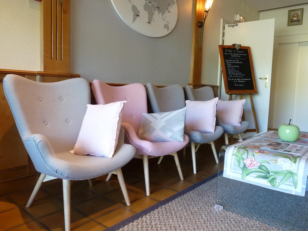 Hotel Le Риквир Екстериор снимка